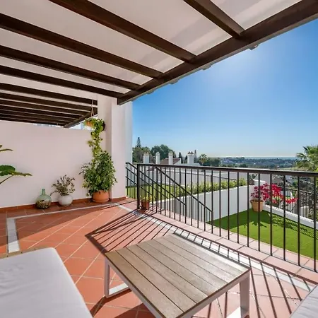 Apartment Luxury 3 Bed With Pools And Gym Estepona