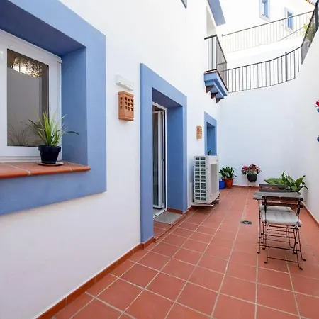 Luxury 3 Bed With Pools And Gym Apartment Estepona
